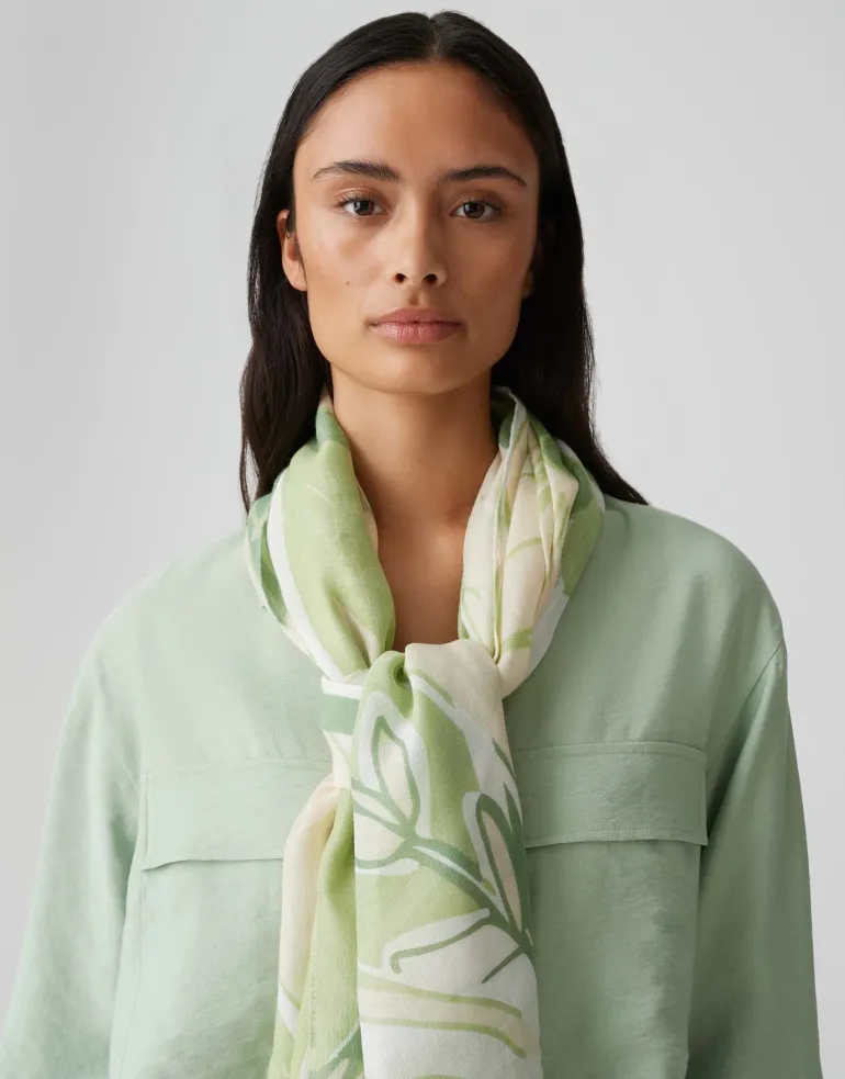 Aflume scarf green glow