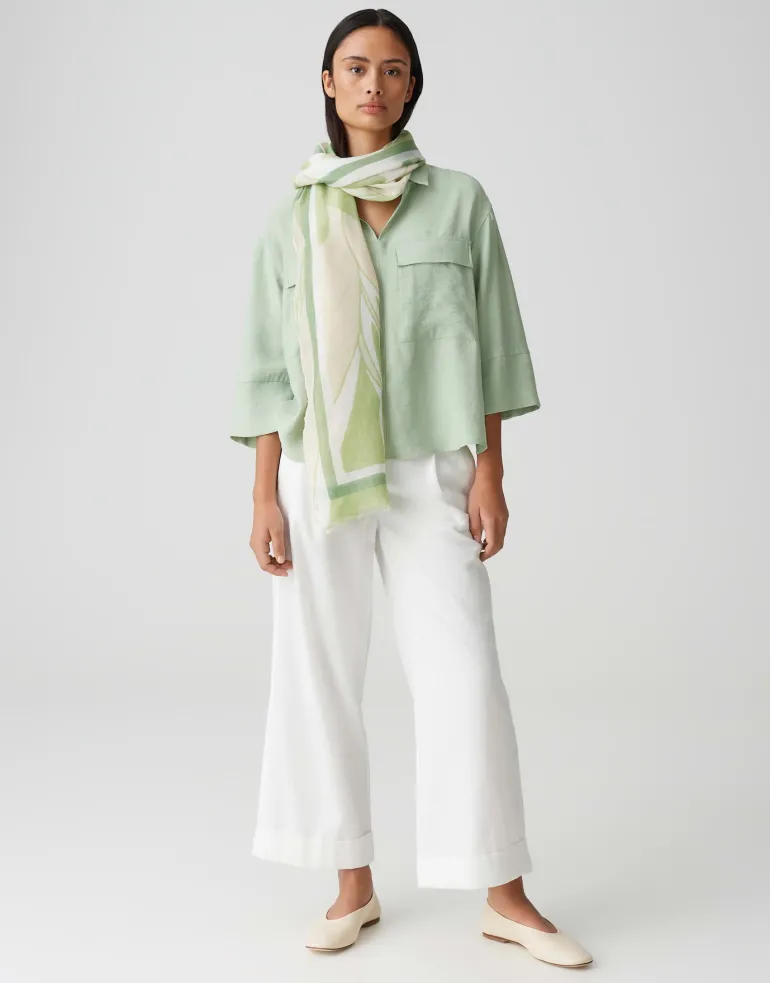 Aflume scarf green glow