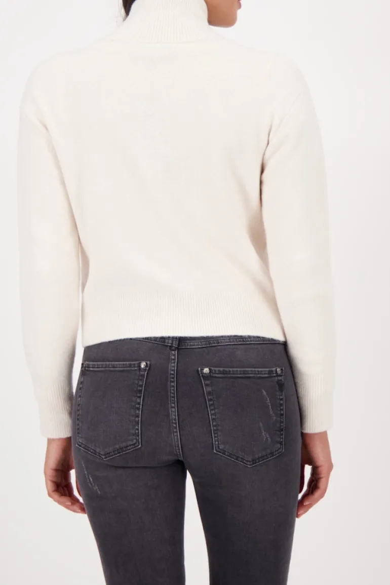 809617 almond