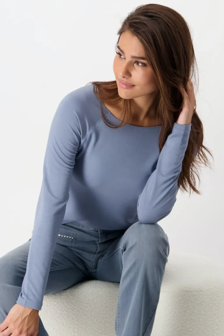 Basic Shirt mit Glanznaht smokey blue