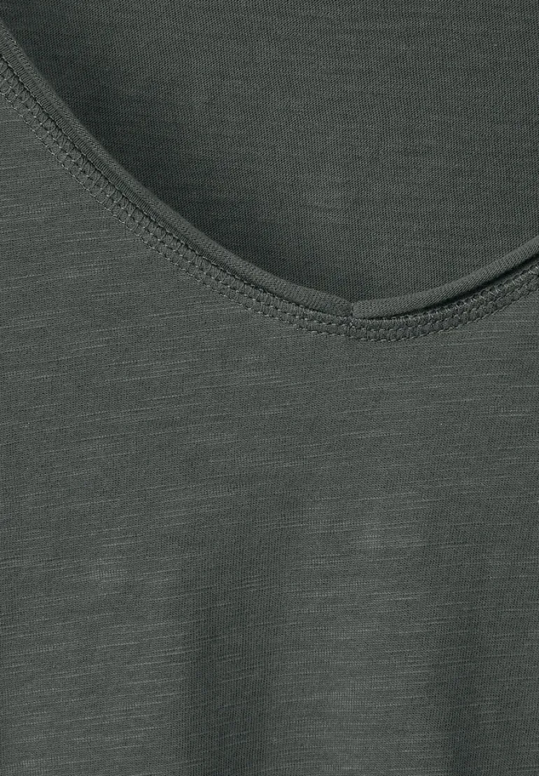 Basic T-Shirt in Unifarbe easy khaki