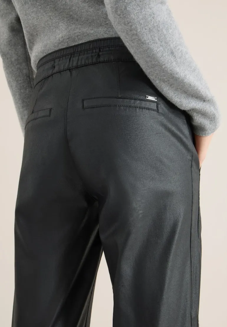 Beschichtete Wide Leg Hose black