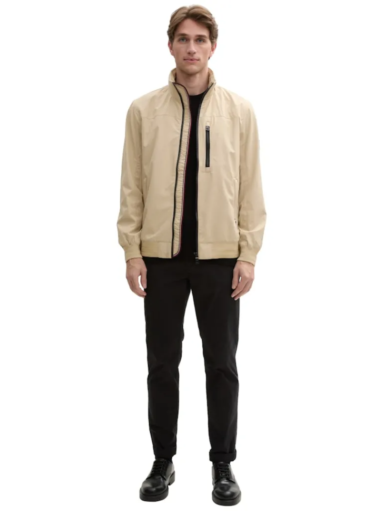Blouson Jacke mit Kapuze im Stehkragen field rye brown