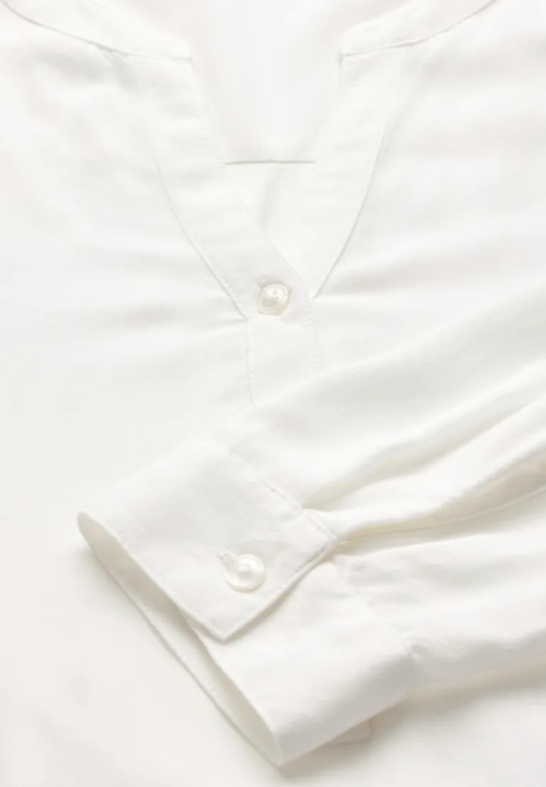 Bluse in Unifarbe vanilla white