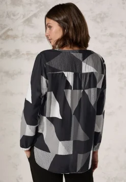 Bluse mit grafischem Muster black