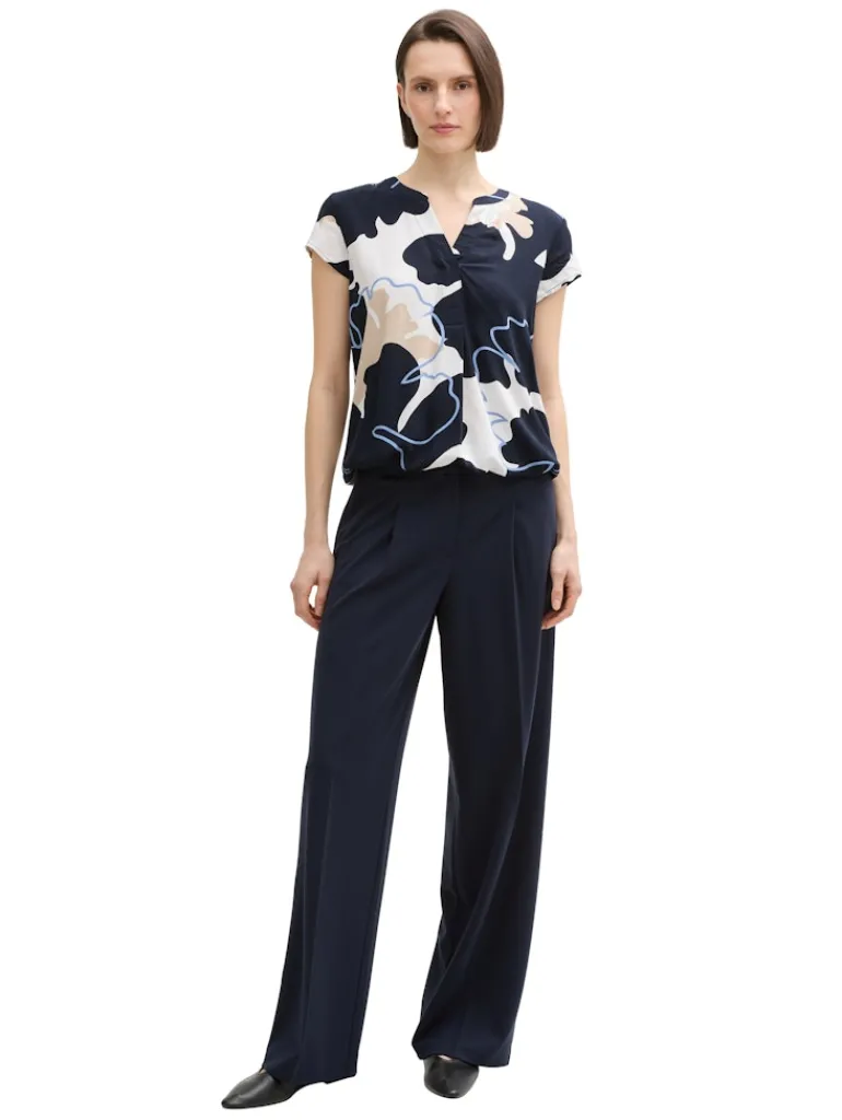 Bluse mit Muster big floral shapes design