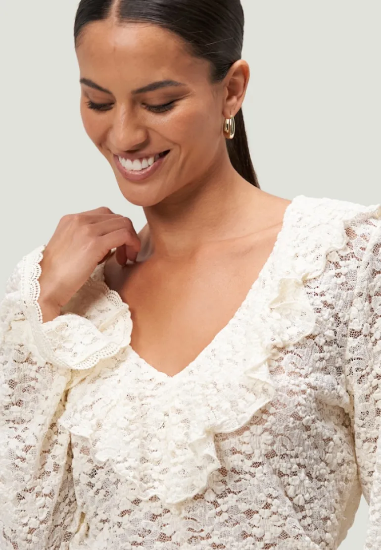 Boho-Bluse aus Spitze eggnog