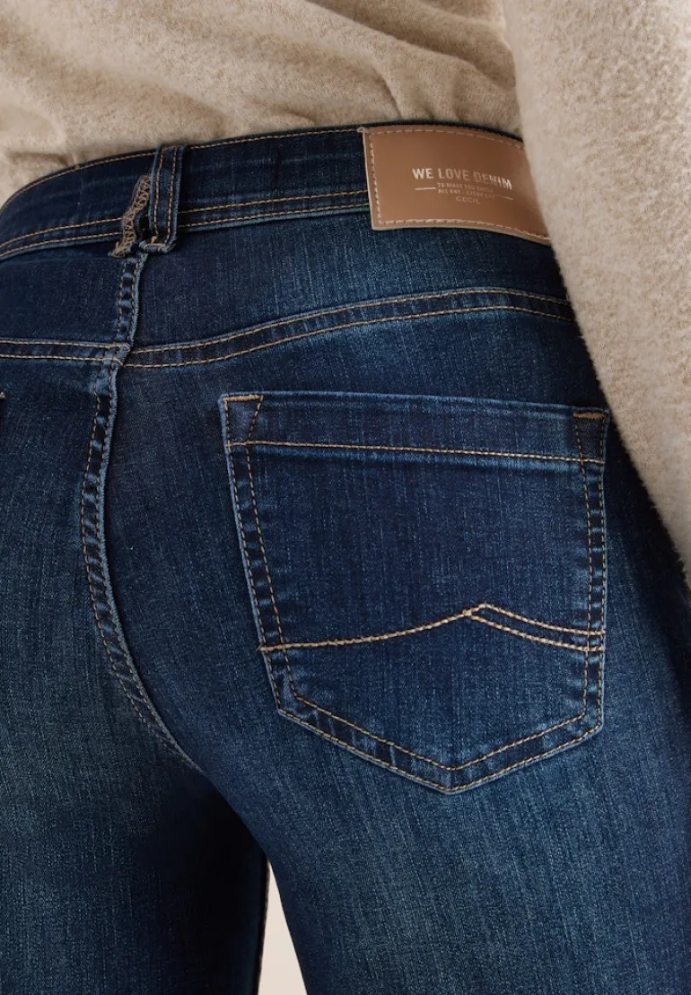 Bootcut Jeans dark blue wash