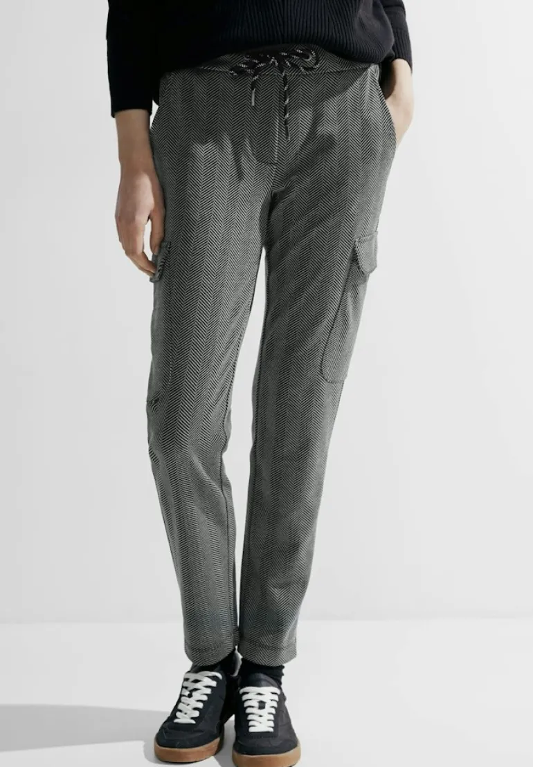 Casual Fit Cargohose black
