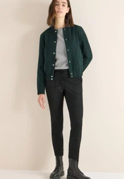 Casual Fit Hose black