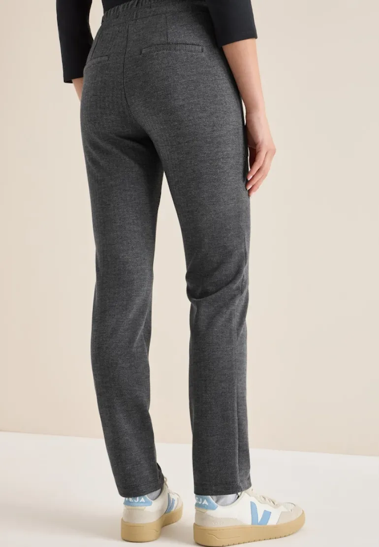 Casual Fit Hose black