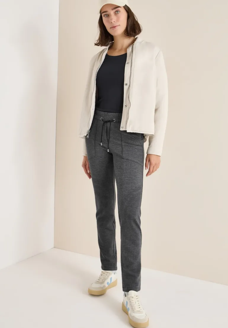 Casual Fit Hose black