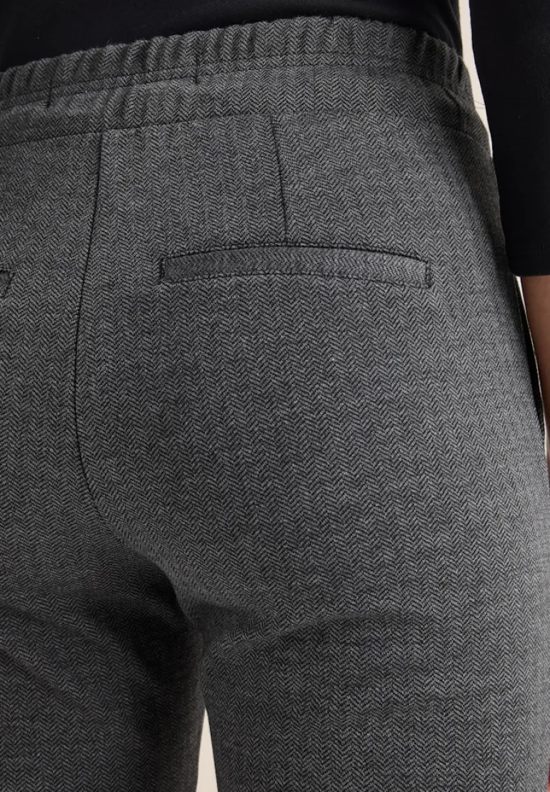 Casual Fit Hose black