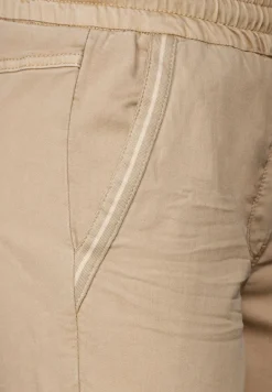 Casual Fit Hose mit Stretch authentic beige