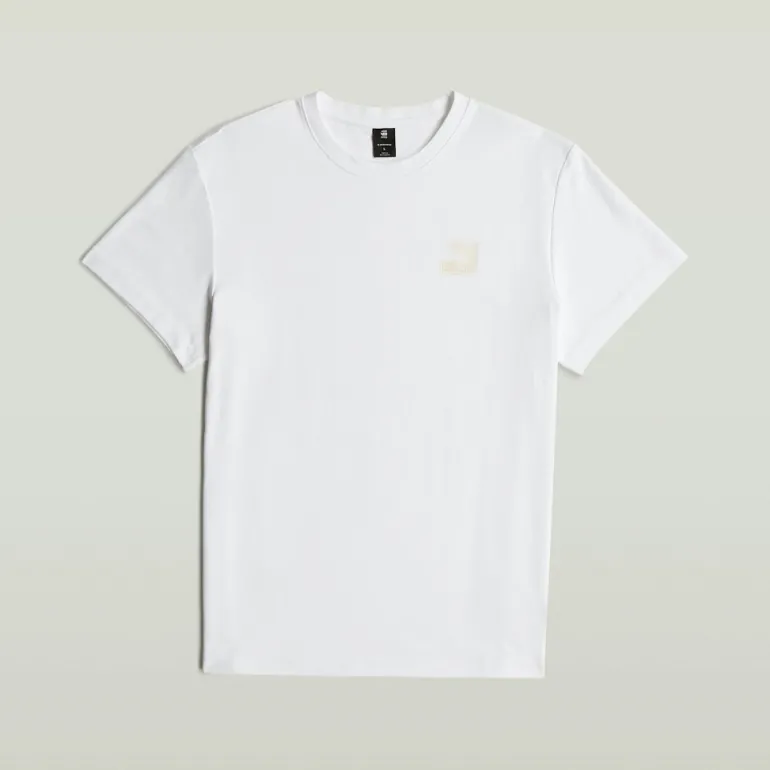 Chest logo r t white