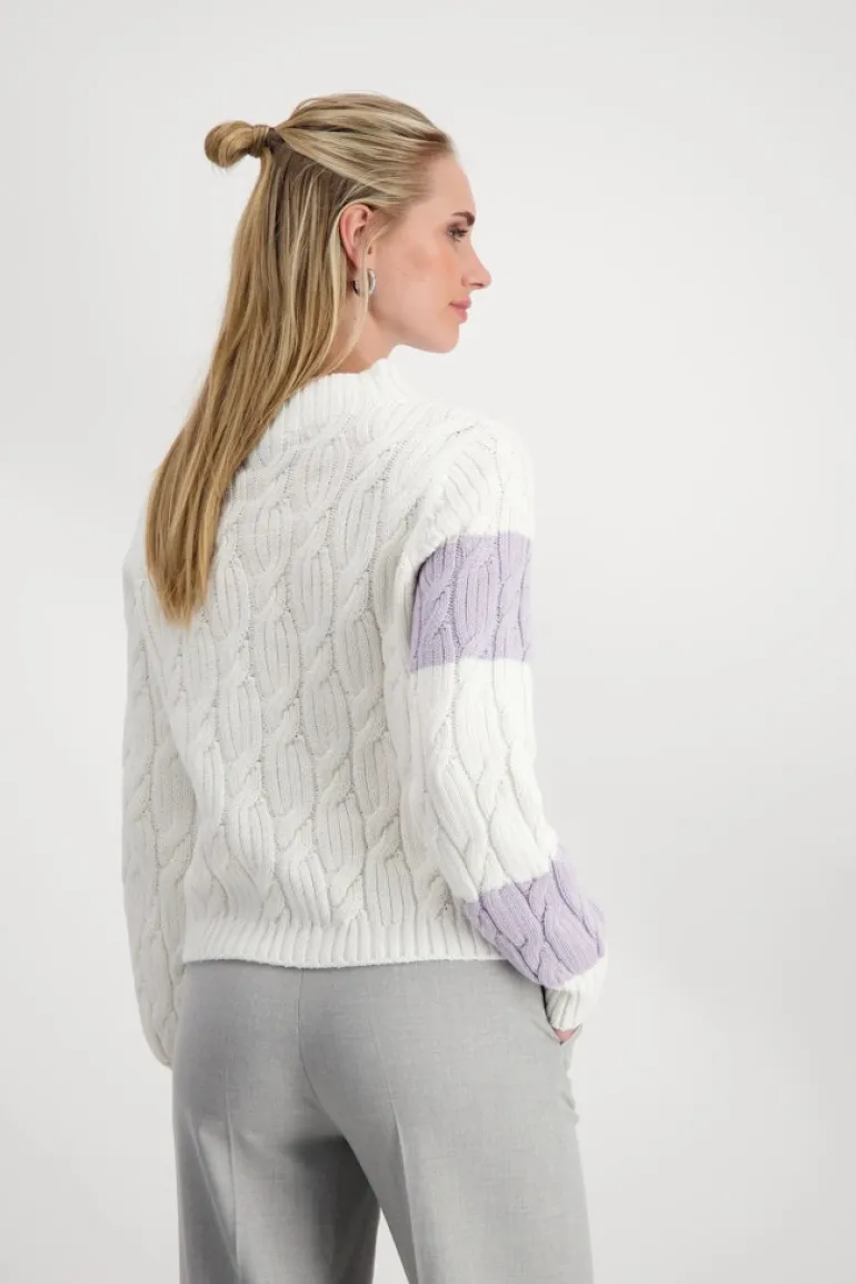Colourblocking-Pullover mit Zopfmuster off-white