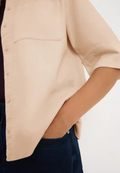 Cord Hemdbluse oat milk beige