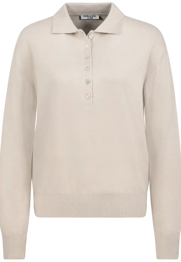 D93031AI90943A light sand