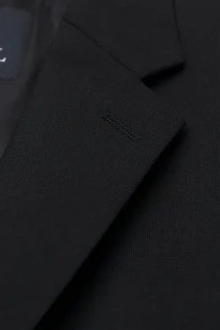 Damian-S schwarz