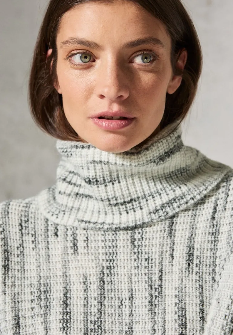 Dolman Pullover vanilla white