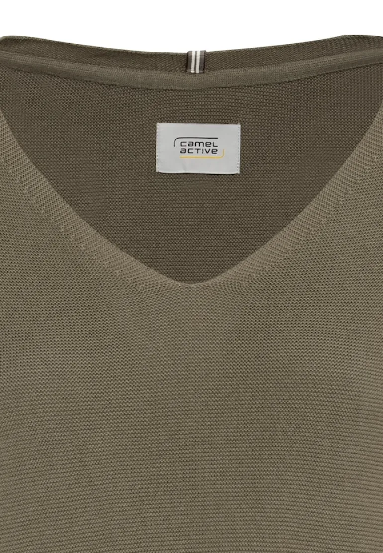 Feinstrickpullover mit V-Ausschnitt olive