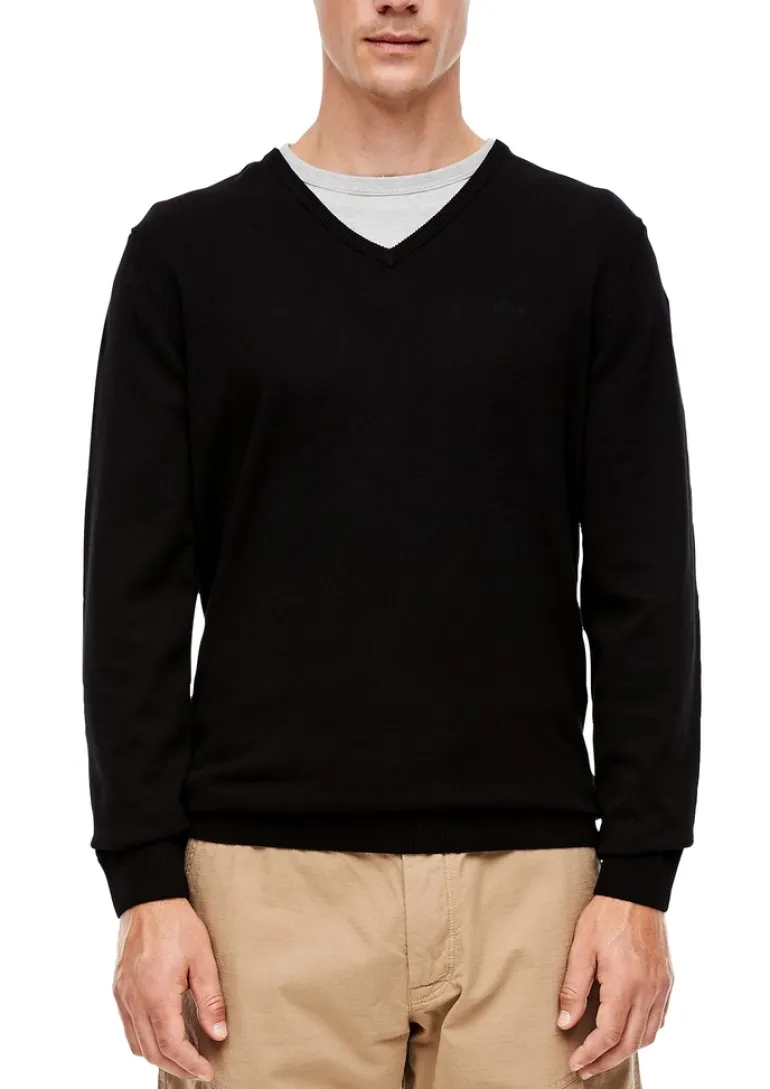 Feinstrickpullover mit V-Ausschnitt schwarz