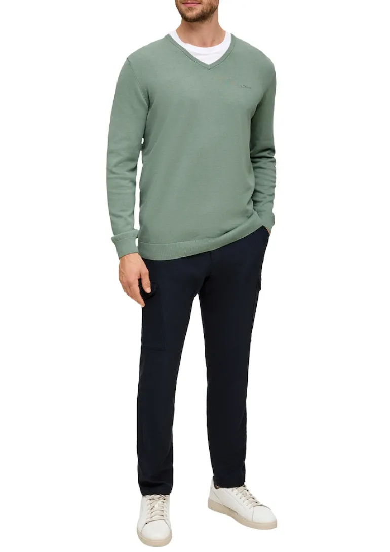 Feinstrickpullover mit V-Ausschnitt grün1