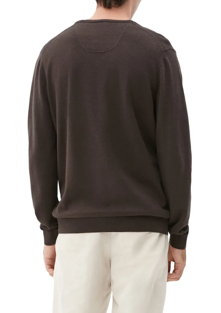 Feinstrickpullover mit V-Ausschnitt braun2