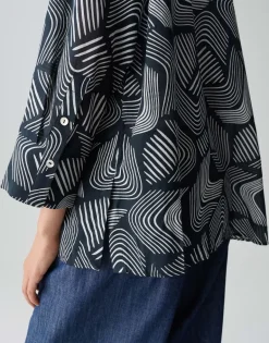 Fumina move coal blue