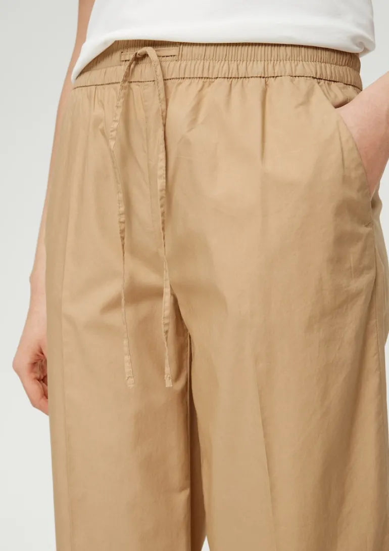 Hose beige