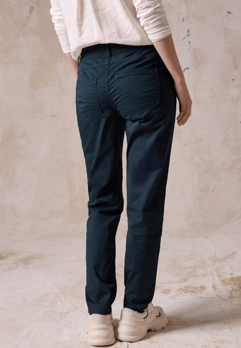 Hose im Casual Fit oil blue