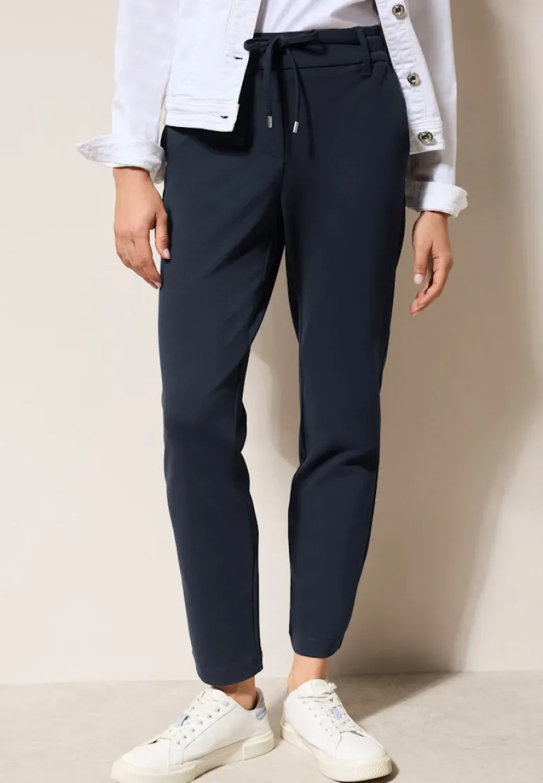 Hose im Casual Fit universal blue