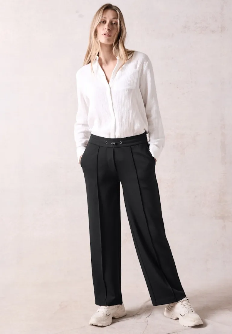 Hose im Loose Fit black