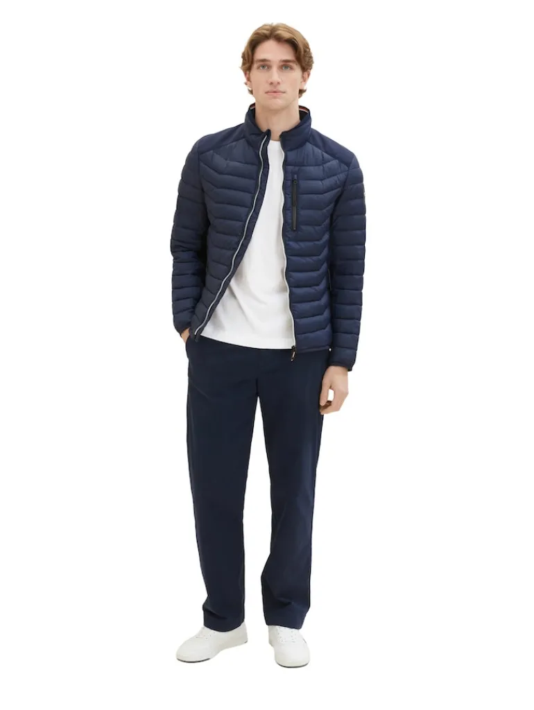 Hybrid Jacke mit recyceltem Polyester sky captain blue