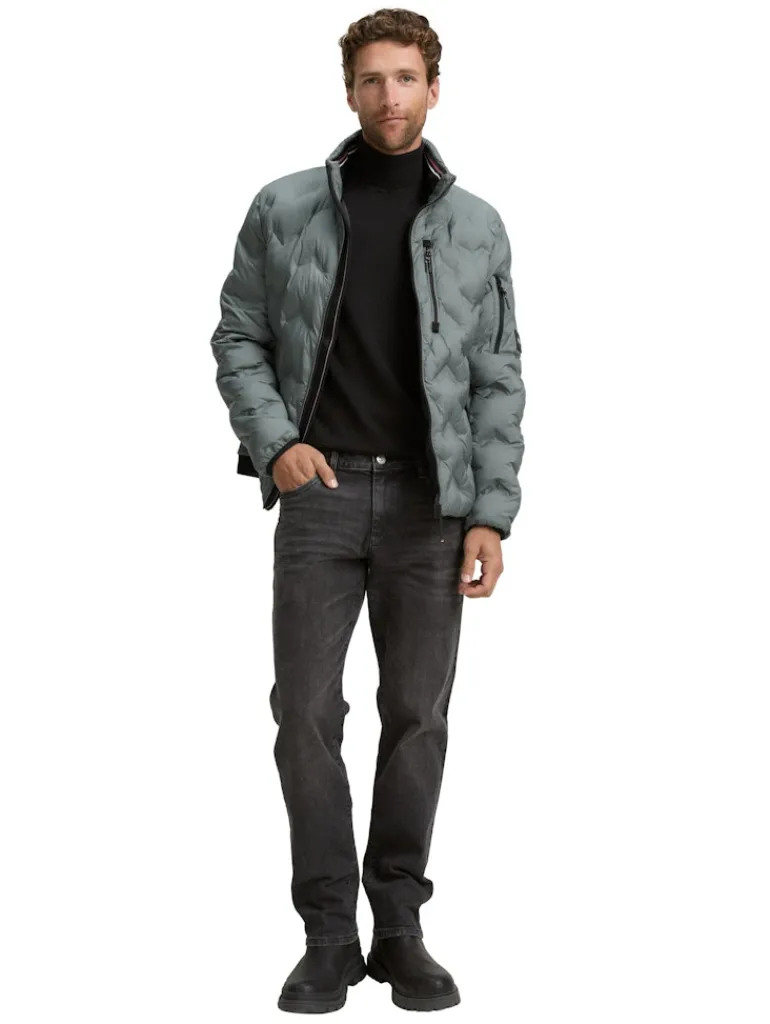 Hybrid Steppjacke mit verstaubarer Kapuze washed jasper green
