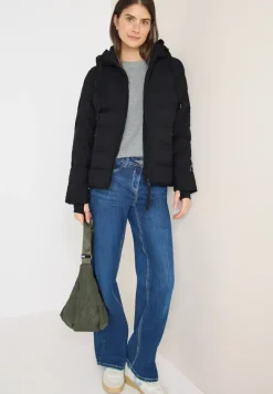 Jacke mit moderner Steppung black