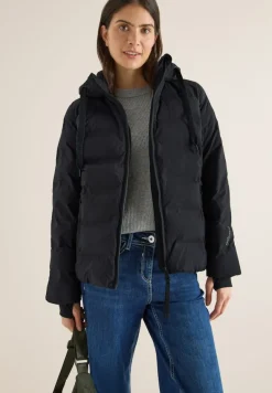 Jacke mit moderner Steppung black