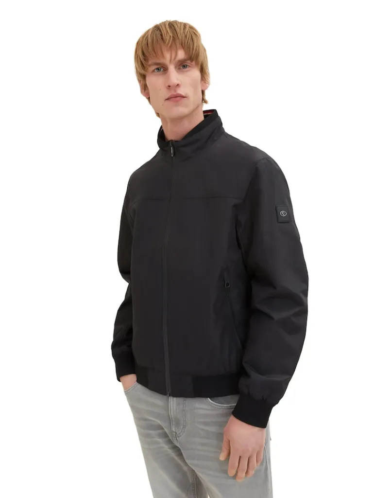 Jacke mit Stehkragen black