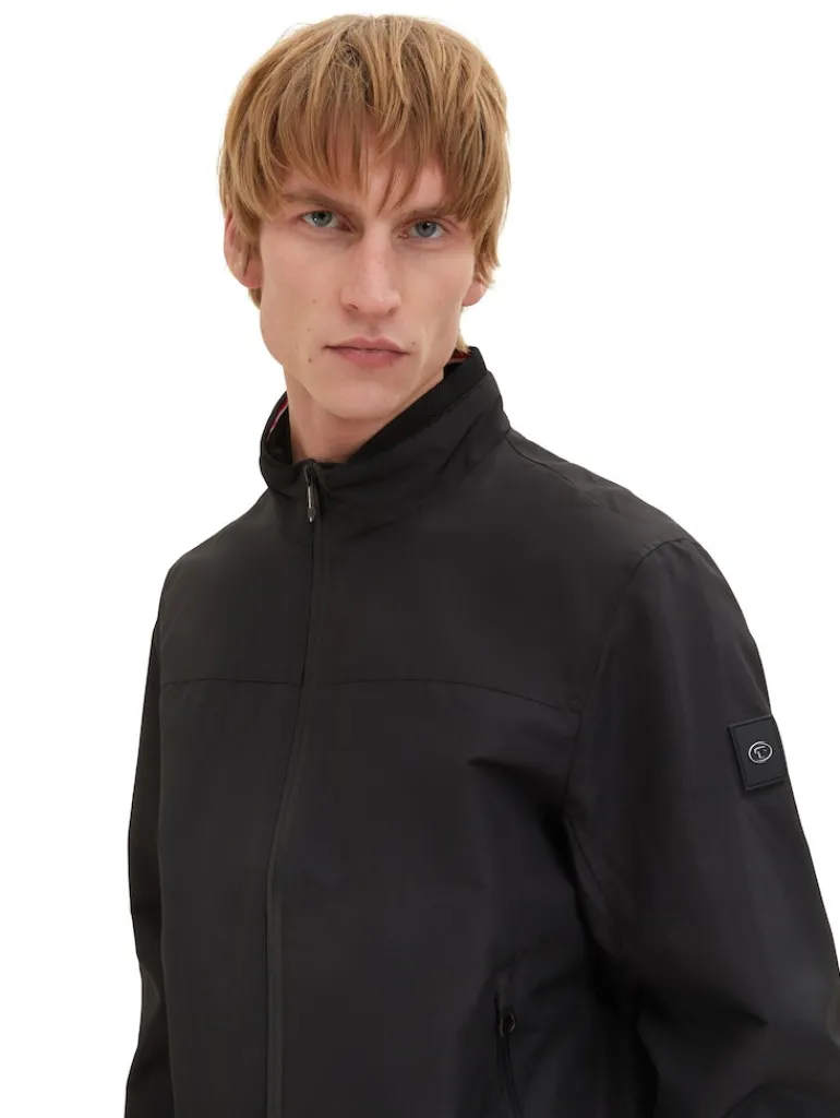 Jacke mit Stehkragen black