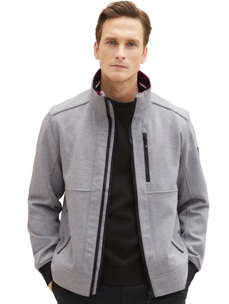 Jacke mit verdeckter Kapuze steel knitted structure