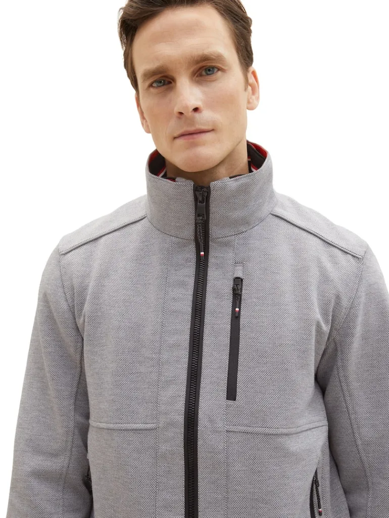 Jacke mit verdeckter Kapuze steel knitted structure