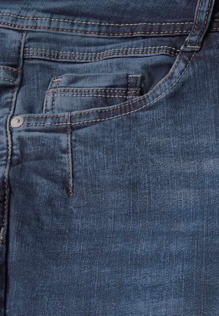 Jeans im Casual Fit mid blue wash