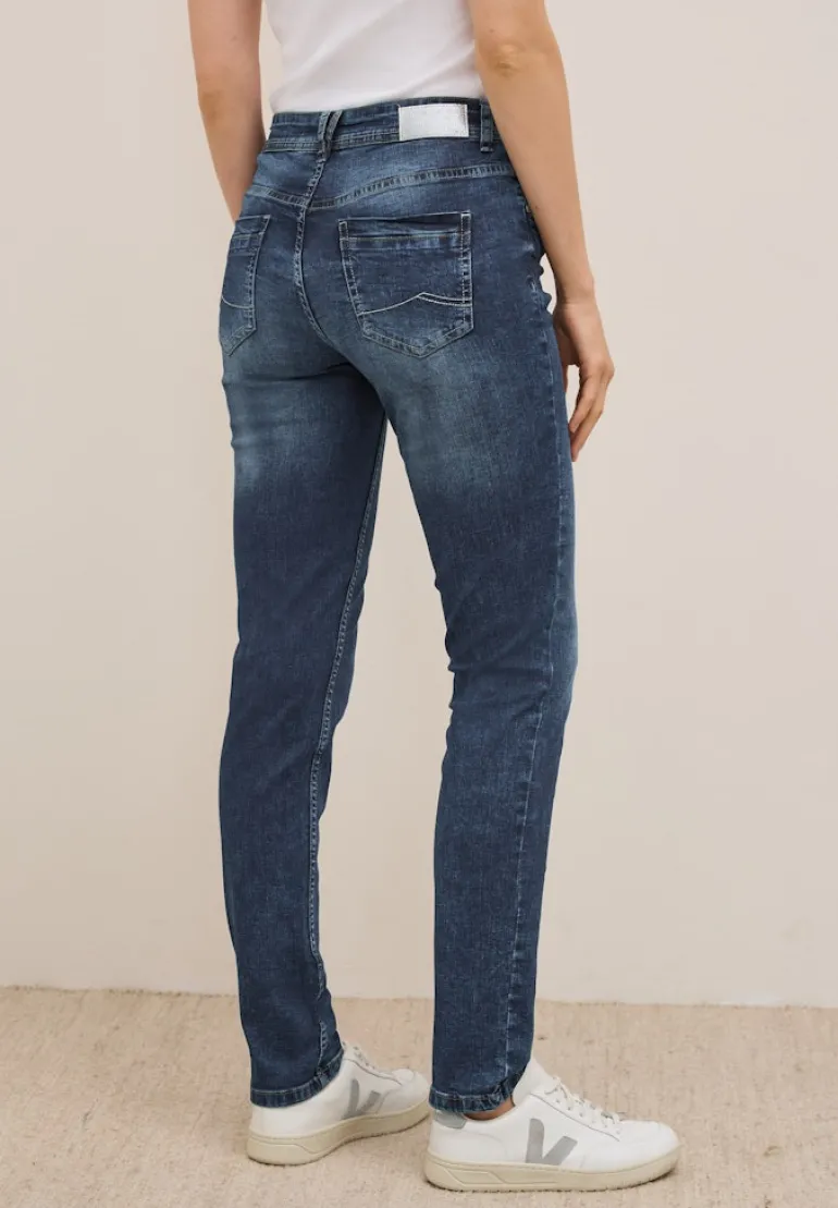 Jeans im Casual Fit mid blue wash