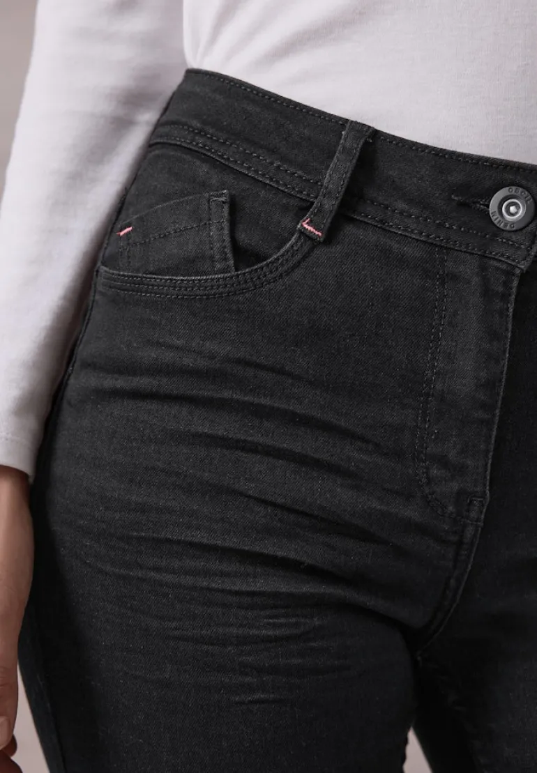 Jeans im Slim Fit black