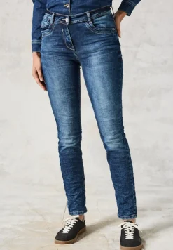 Jeans im Slim Fit mid blue wash