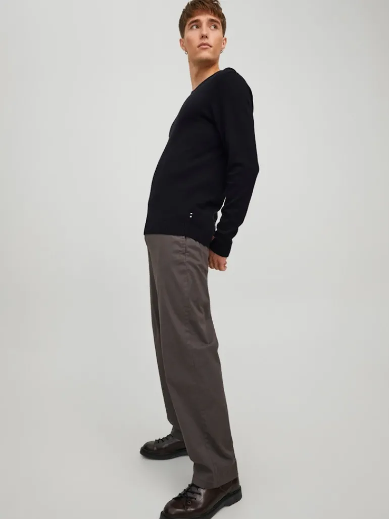 JJEBASIC KNIT V-NECK NOOS black