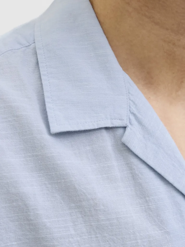 JJESUMMER RESORT SHIRT SS SN chambray blue
