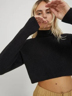 JXLIV TWIST CROP HIGH NECK KNIT black