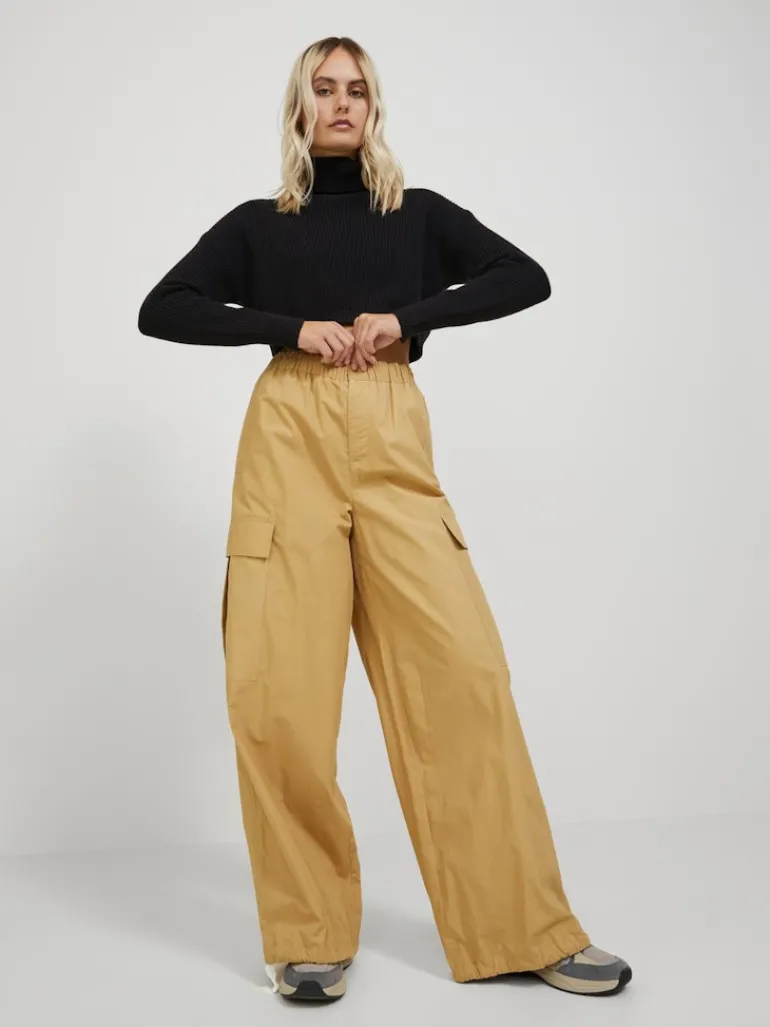 JXLIV TWIST CROP HIGH NECK KNIT black