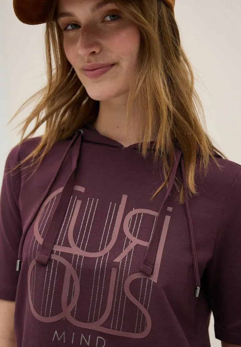 Kapuzenshirt mit Wording mulberry red